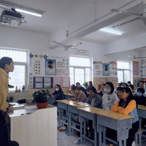 快看！這所學(xué)校的家長(zhǎng)會(huì)很特殊