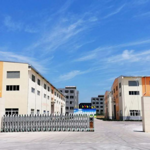 勇于在危機中育新機，在變局中開新局