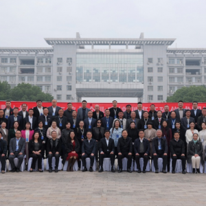 皖北企業(yè)家研修班在阜陽(yáng)師范大學(xué)正式開班